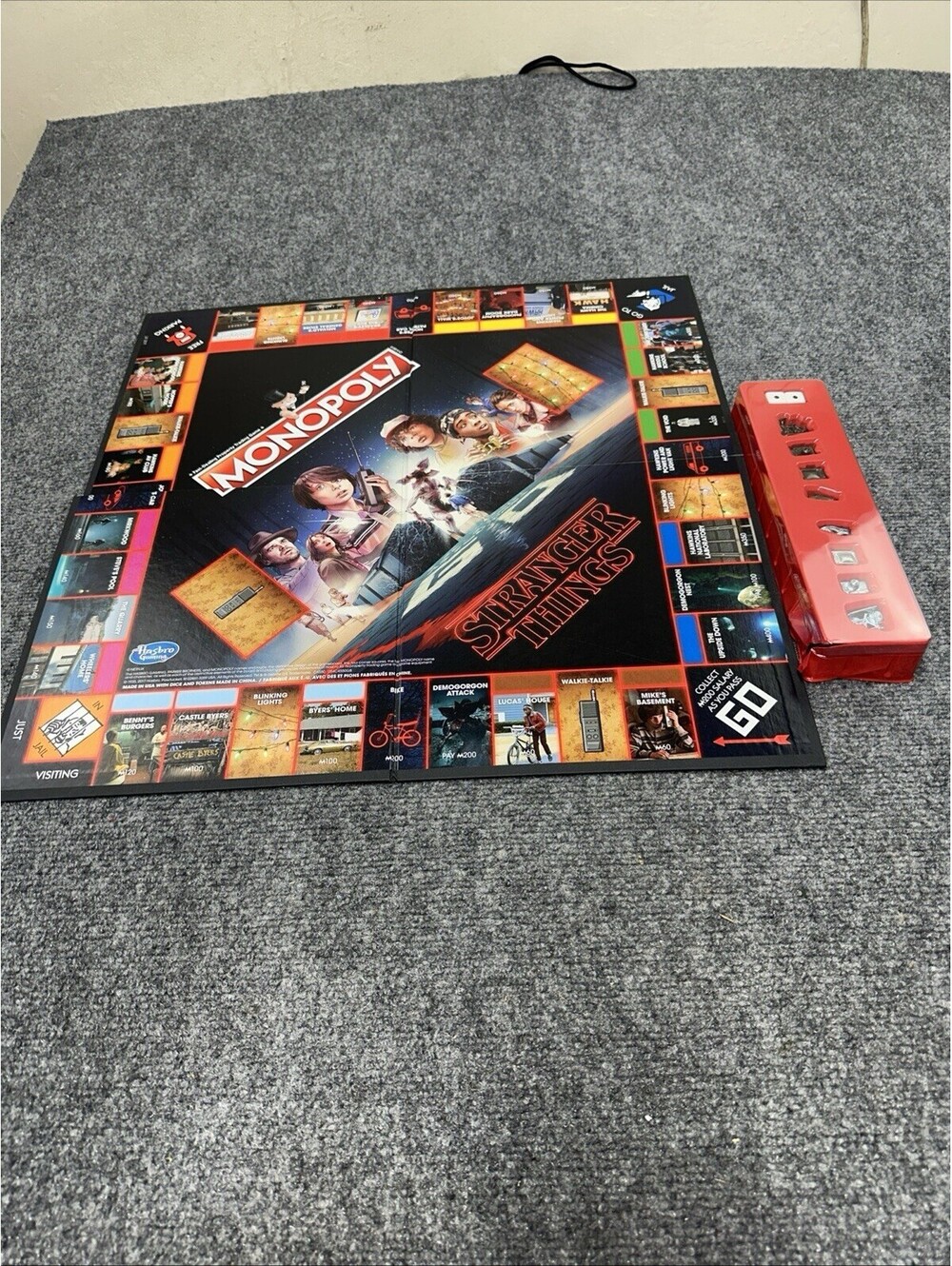 2017 Parker Bros Hasbro Stranger Things Monopoly Replacement Tokens W/Board Dice